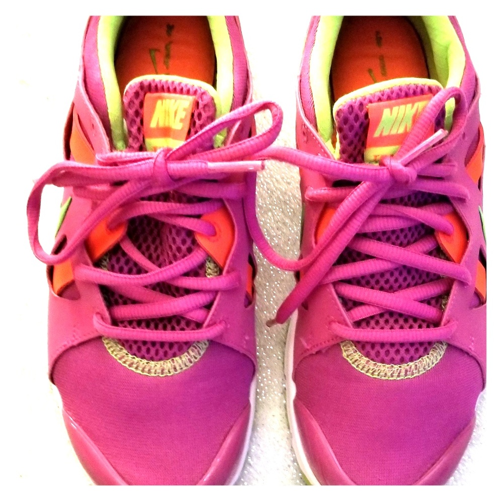 Nike training shoes  6.5